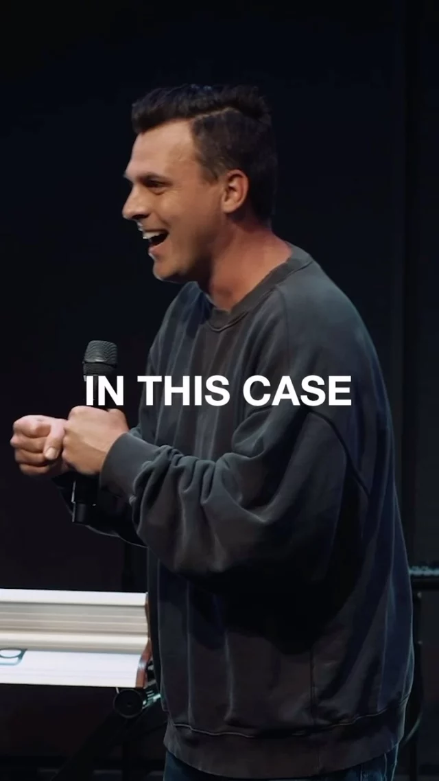🆕 Being a disciple is about being an ACTIVE participant in what God is calling you to do. This isn’t a spectator sport, it’s about choosing to live like Jesus daily! Listen to the full sermon “From A Crowd to A Community Pt 2” on our website, link in bio!! 😎